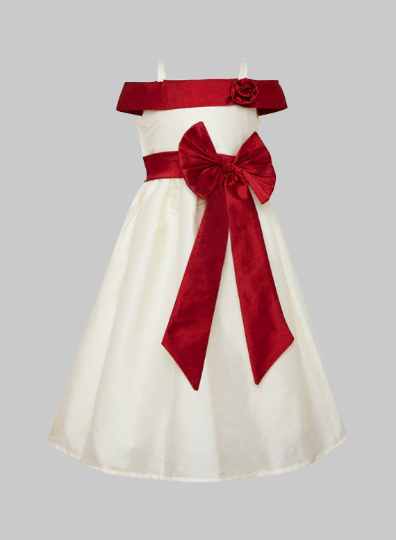 White Flower Girl Dress | Hannahrosevintageboutique.com