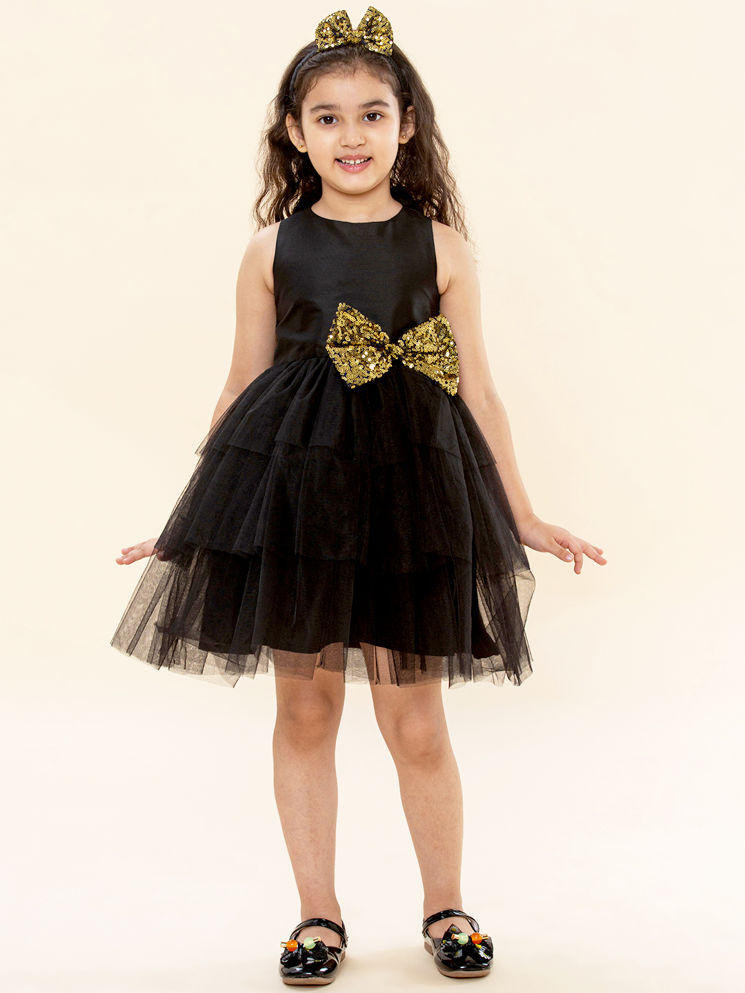 Black-Gold Glitter Keyhole Dress with Headband Set - A.T.U.N.